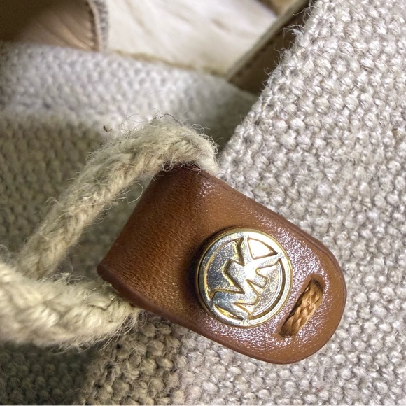 Michael Kors Lace Up Espadrille Sandals Beige Canvas Size 8 Gladiator - Picture 4 of 6